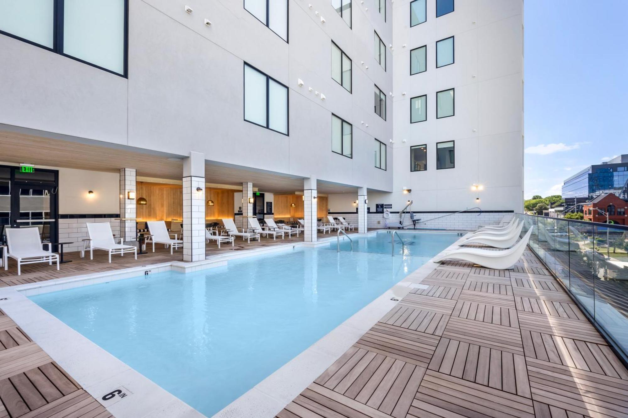 Motif Nashville'S Hotel On Music Row Екстериор снимка